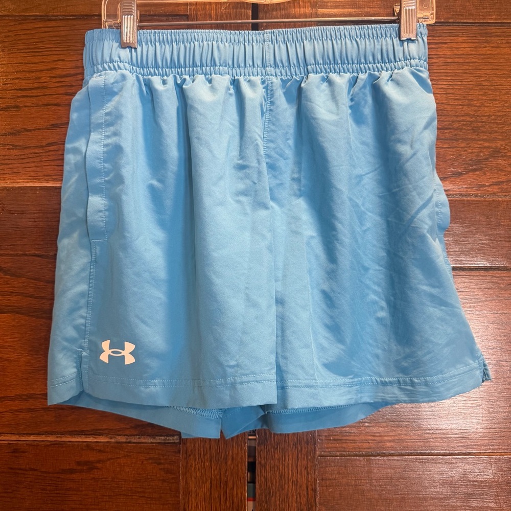 ✅Under Armour women’s medium Blue Workout Shorts pockets drawstring athletic run